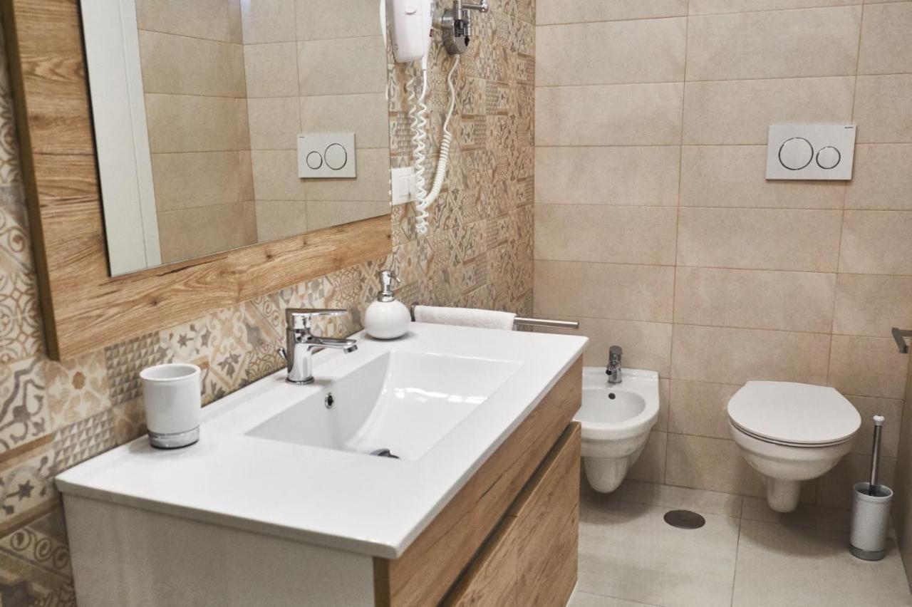 Equorum Delicious Suite - Ostuni Centro ภายนอก รูปภาพ