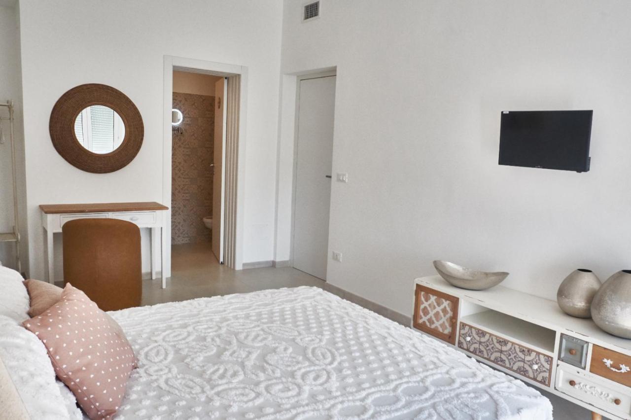 Equorum Delicious Suite - Ostuni Centro ภายนอก รูปภาพ