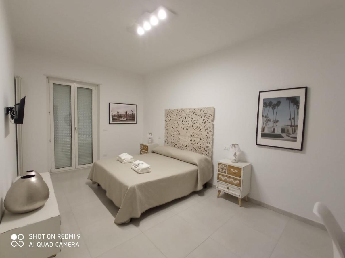 Equorum Delicious Suite - Ostuni Centro ภายนอก รูปภาพ