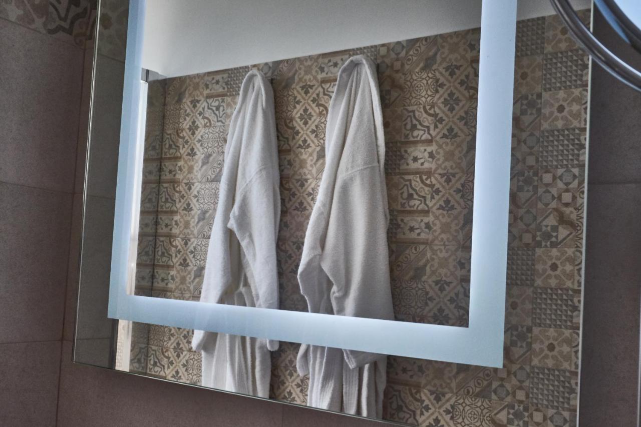 Equorum Delicious Suite - Ostuni Centro ภายนอก รูปภาพ